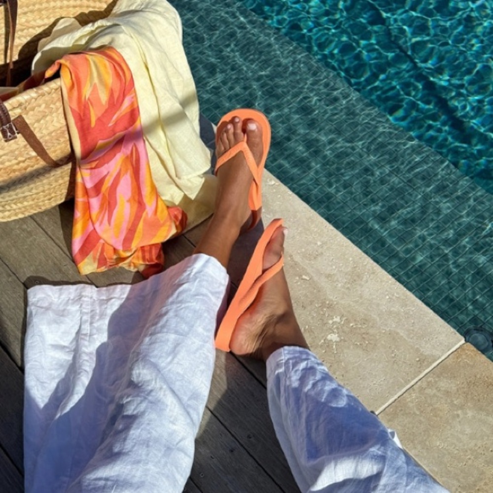Archies Orange Peach Flip Flop Thong Sandals Arch Support 8 - Picture 3 of 8